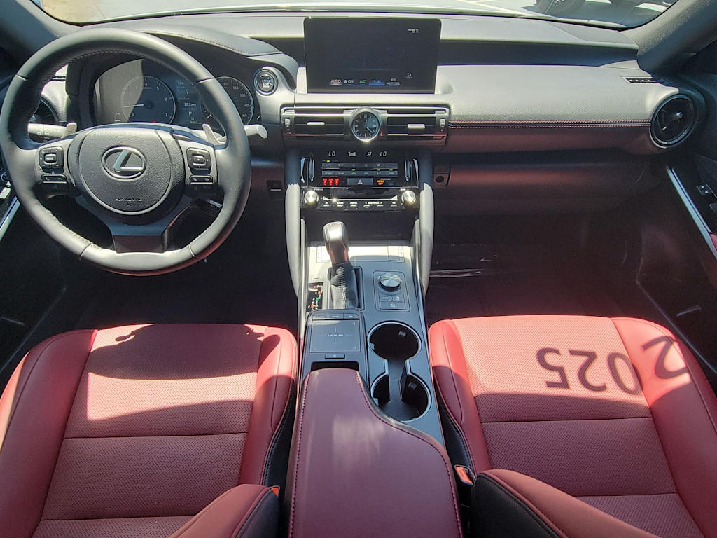 Thumbnail: 2025 Lexus ES - 9