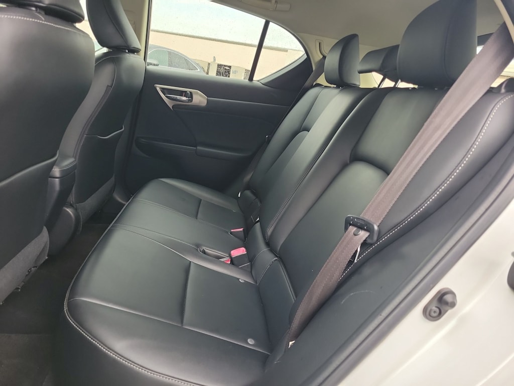 Thumbnail: 2016 Lexus CT - 25