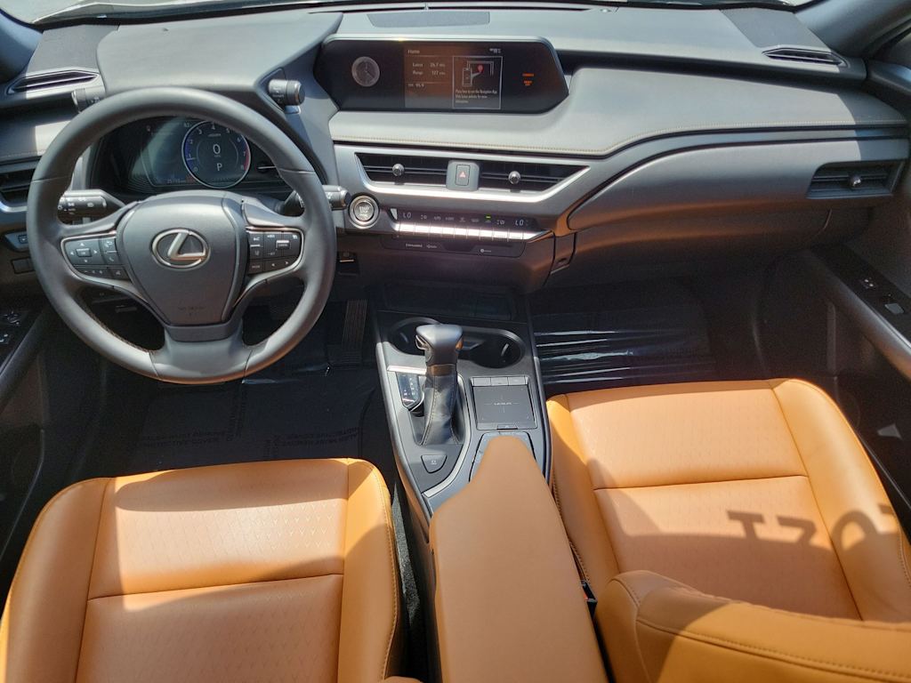 Thumbnail: 2021 Lexus UX - 10