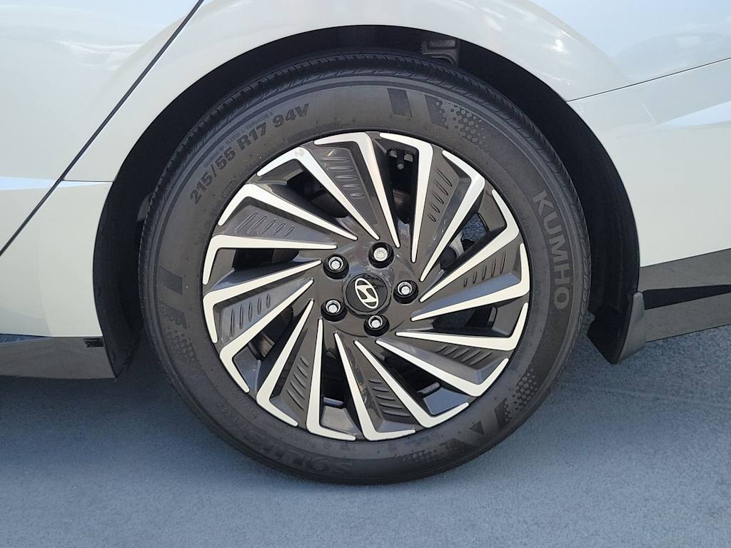 Thumbnail: 2024 Hyundai Sonata - 8