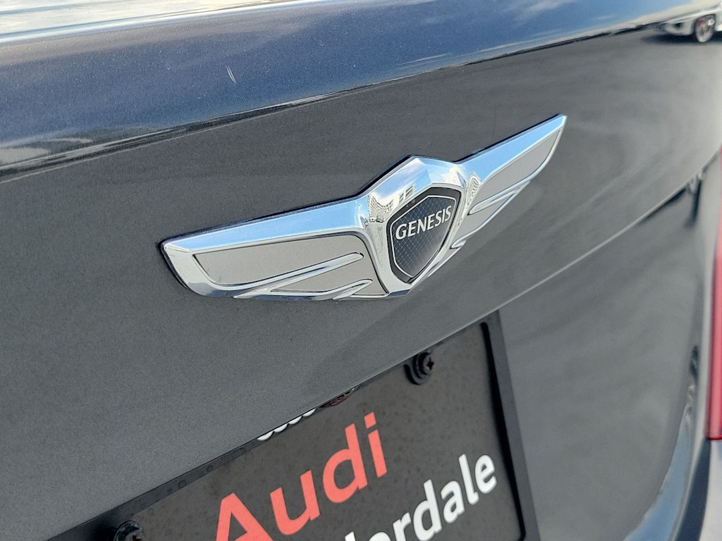 Thumbnail: 2019 Genesis G70 - 24