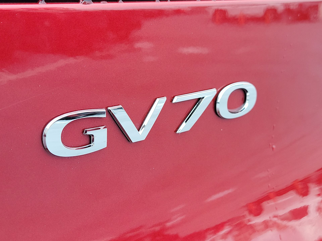 Thumbnail: 2023 Genesis GV70 - 7