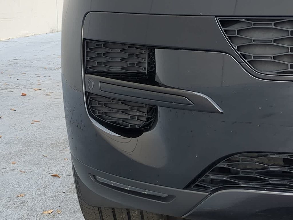 Thumbnail: 2025 Land Rover Range Rover Sport - 7