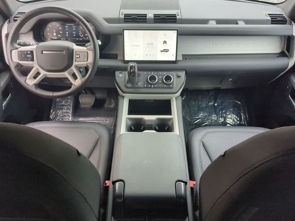 Thumbnail: 2025 Land Rover Defender - 7