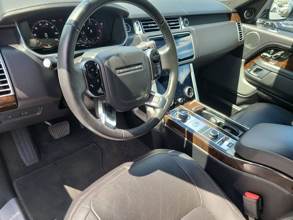 Thumbnail: 2018 Land Rover Range Rover - 2