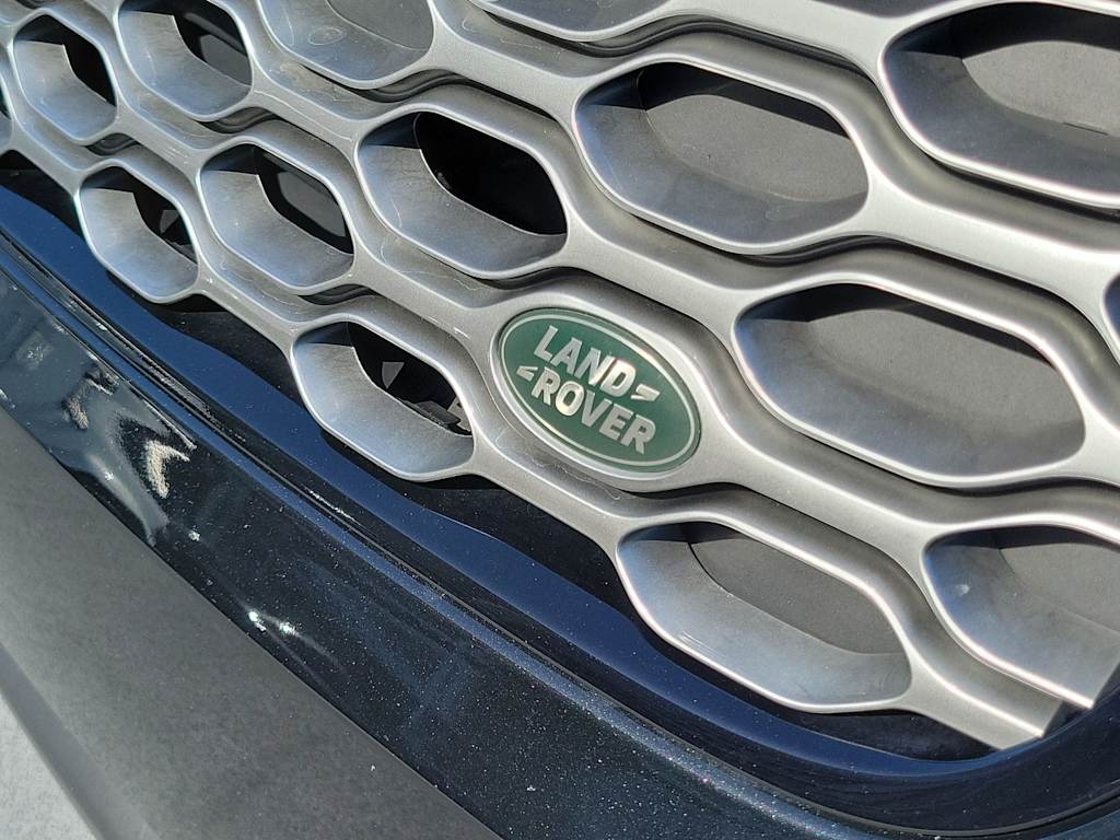 Thumbnail: 2025 Land Rover Discovery - 7