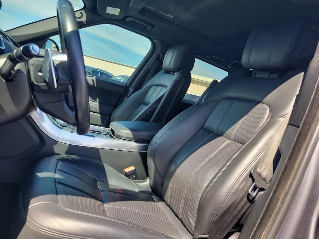 Thumbnail: 2022 Land Rover Range Rover Sport - 10
