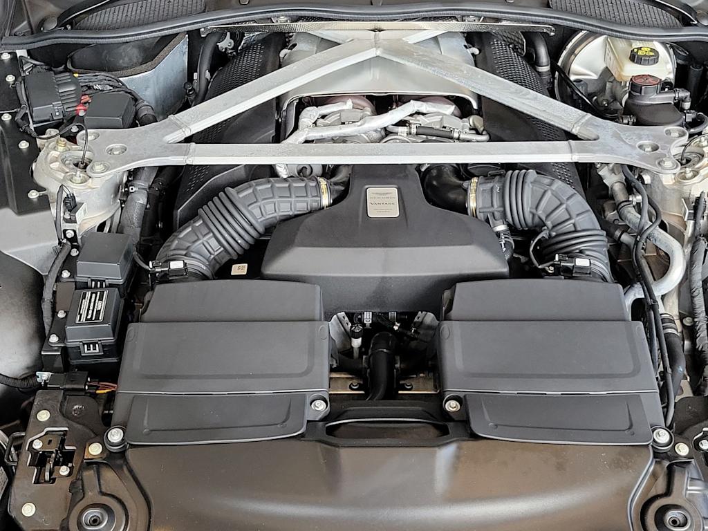 Thumbnail: 2020 Aston Martin Vantage - 8