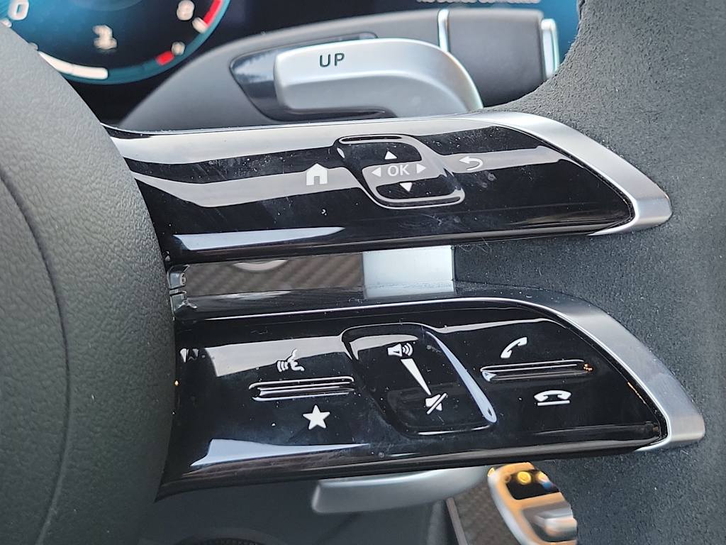 Thumbnail: 2021 Mercedes-Benz E-Class - 27
