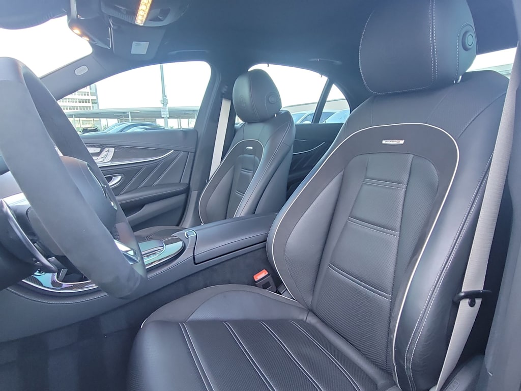 Thumbnail: 2021 Mercedes-Benz E-Class - 10
