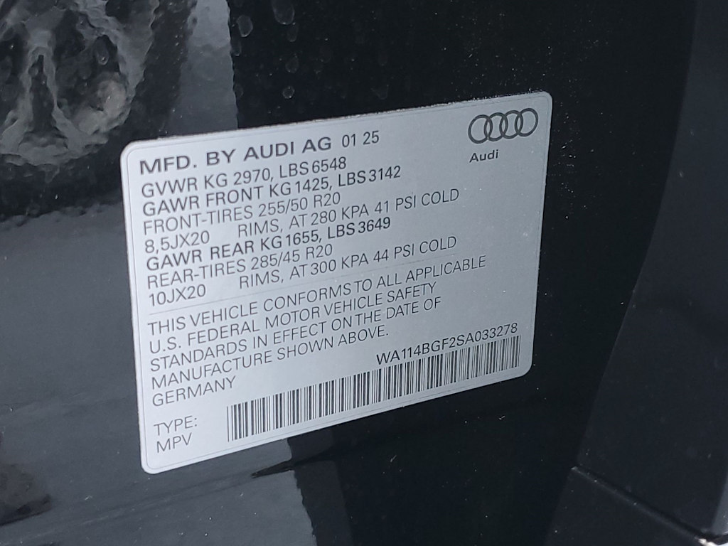 Thumbnail: 2025 Audi Q6 e-tron - 15