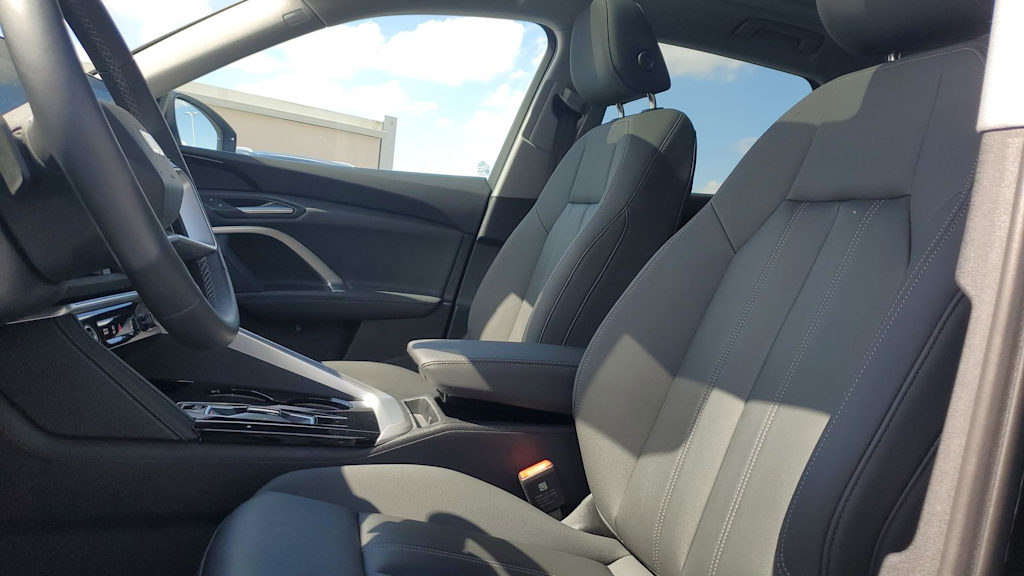 Thumbnail: 2025 Audi Q5 - 11