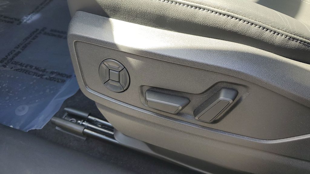 Thumbnail: 2025 Audi Q5 - 23