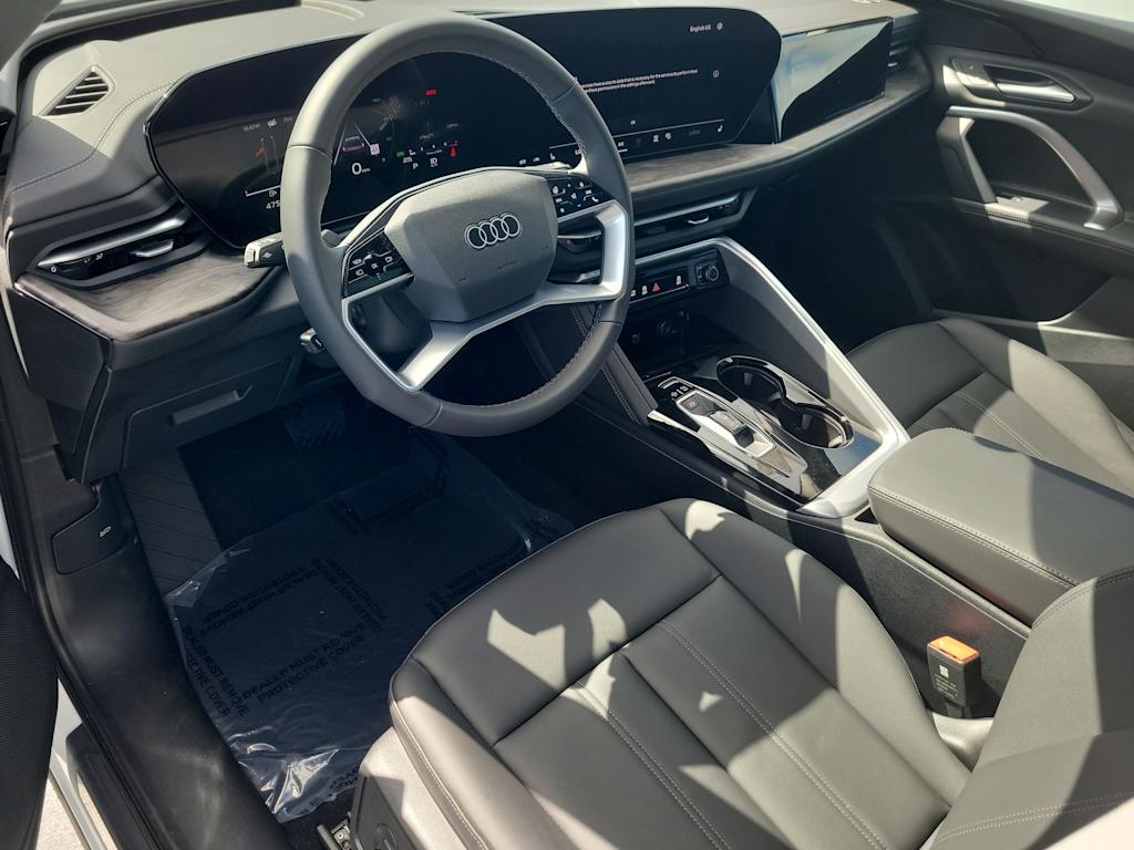 Thumbnail: 2025 Audi Q5 - 2