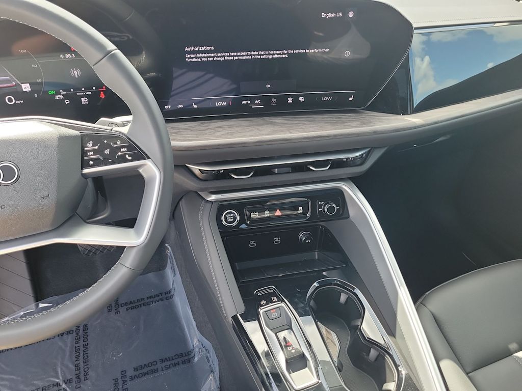 Thumbnail: 2025 Audi Q5 - 14