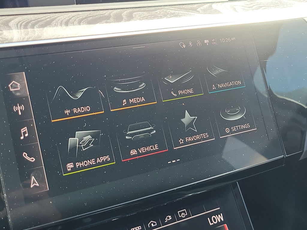 Thumbnail: 2021 Audi e-tron - 16
