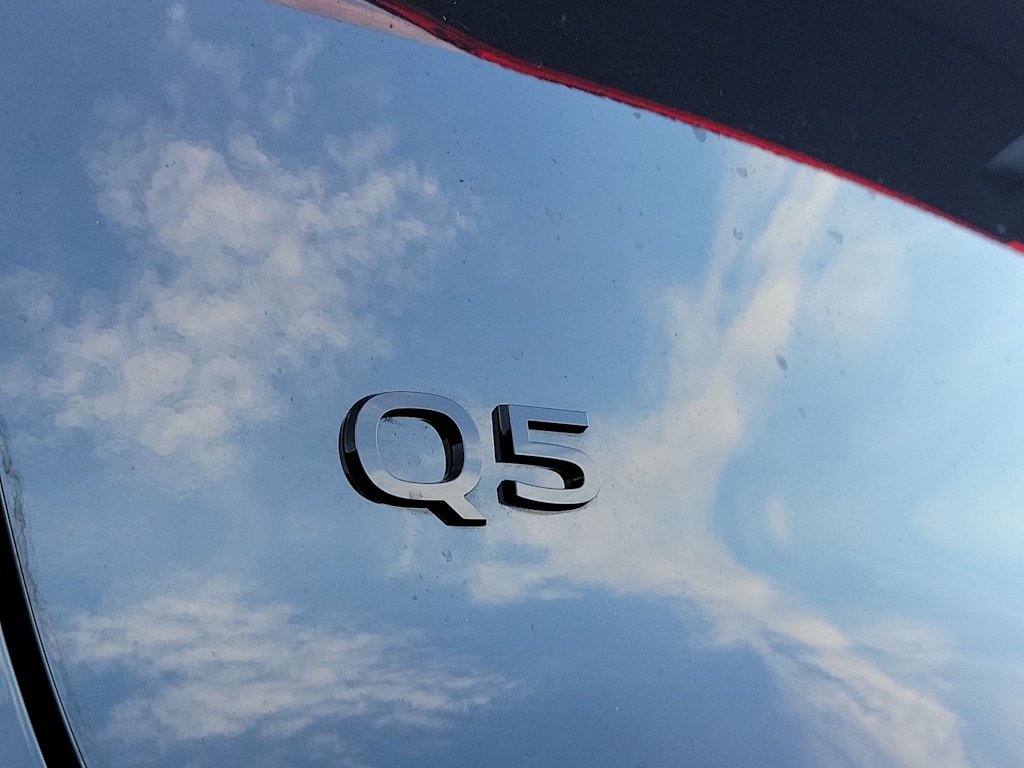 Thumbnail: 2025 Audi Q5 - 24