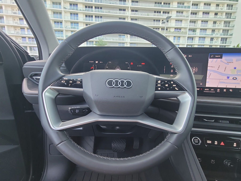 Thumbnail: 2025 Audi Q5 - 14