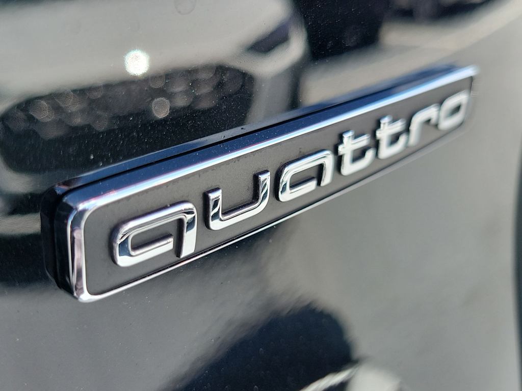 Thumbnail: 2025 Audi Q5 - 23