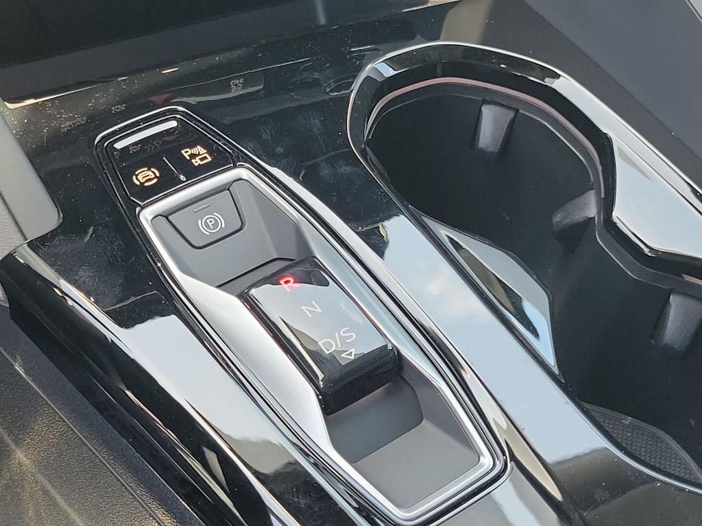 Thumbnail: 2025 Audi Q5 - 30