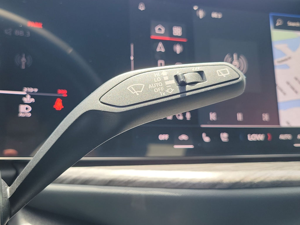 Thumbnail: 2025 Audi Q5 - 16