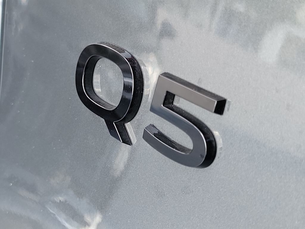 Thumbnail: 2025 Audi Q5 - 7
