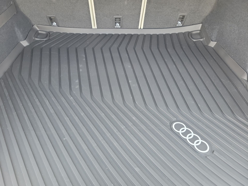 Thumbnail: 2025 Audi Q5 - 18