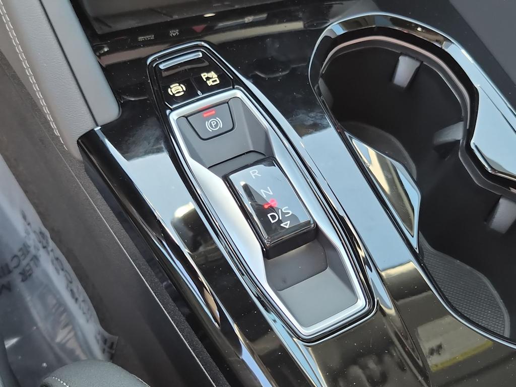 Thumbnail: 2025 Audi Q5 - 25