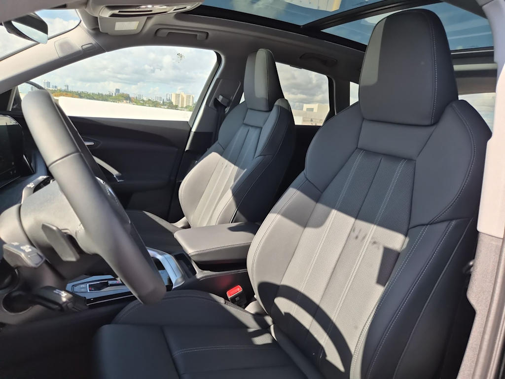 Thumbnail: 2025 Audi Q5 - 10