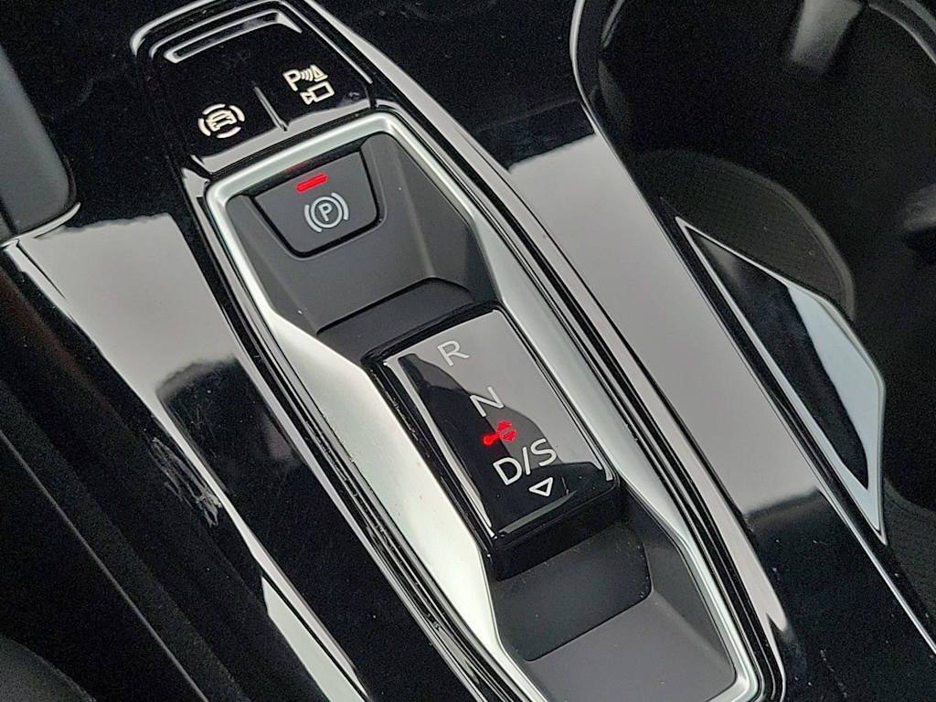 Thumbnail: 2025 Audi Q5 - 14