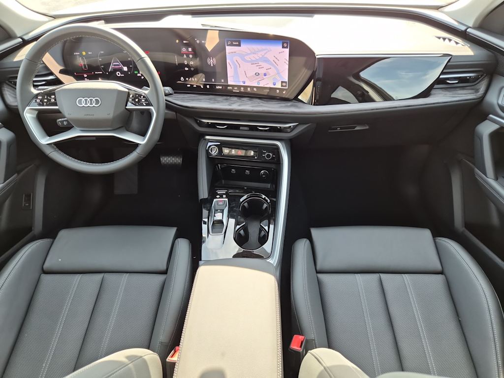 Thumbnail: 2025 Audi Q5 - 10