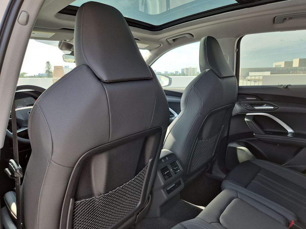 Thumbnail: 2025 Audi Q5 - 12