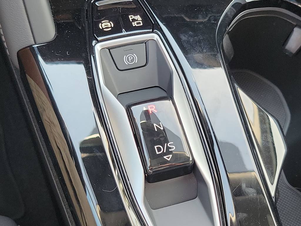 Thumbnail: 2025 Audi Q5 - 16