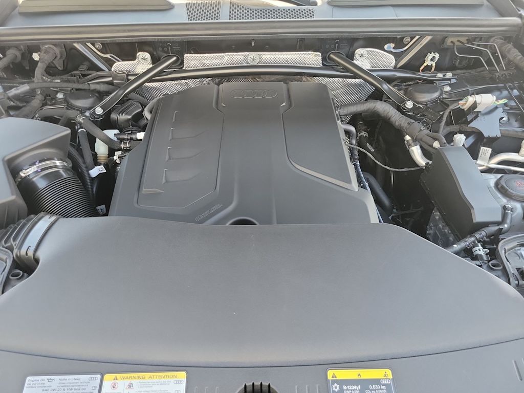 Thumbnail: 2025 Audi Q5 - 9