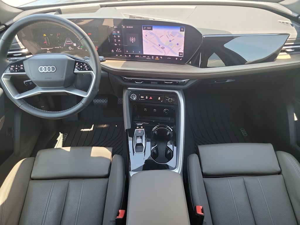 Thumbnail: 2025 Audi Q5 - 10