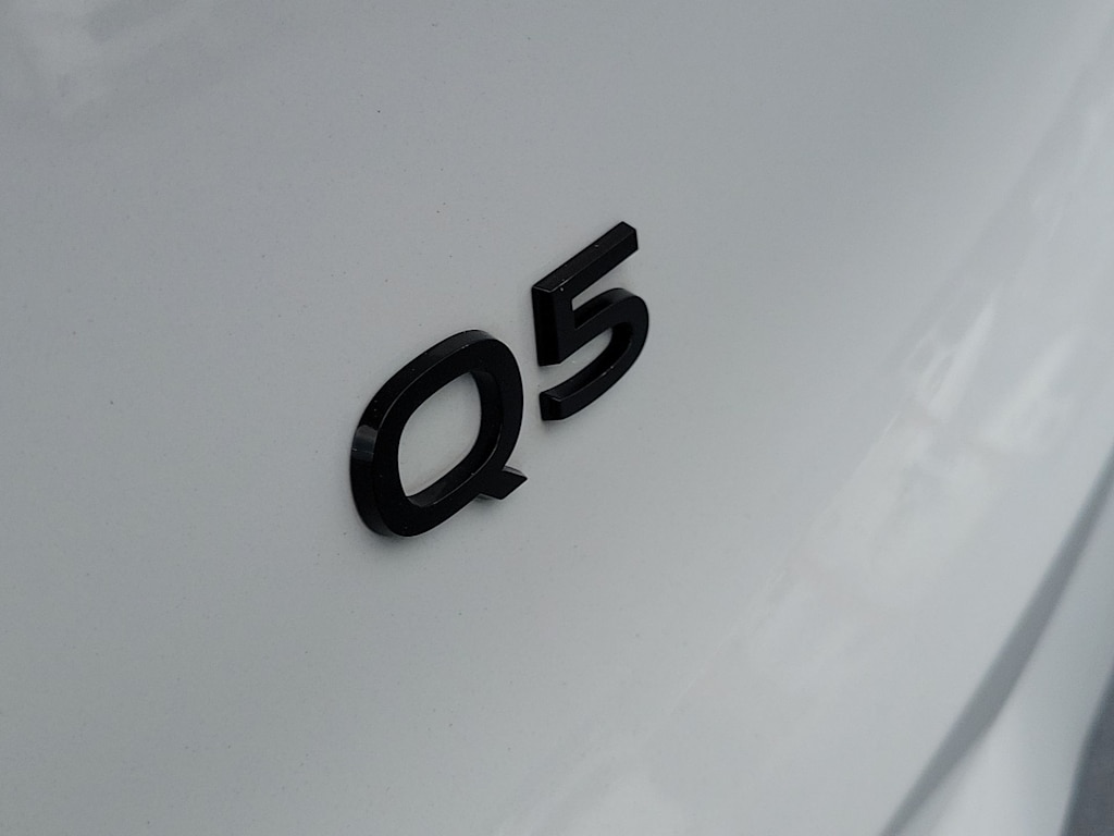 Thumbnail: 2025 Audi Q5 - 24