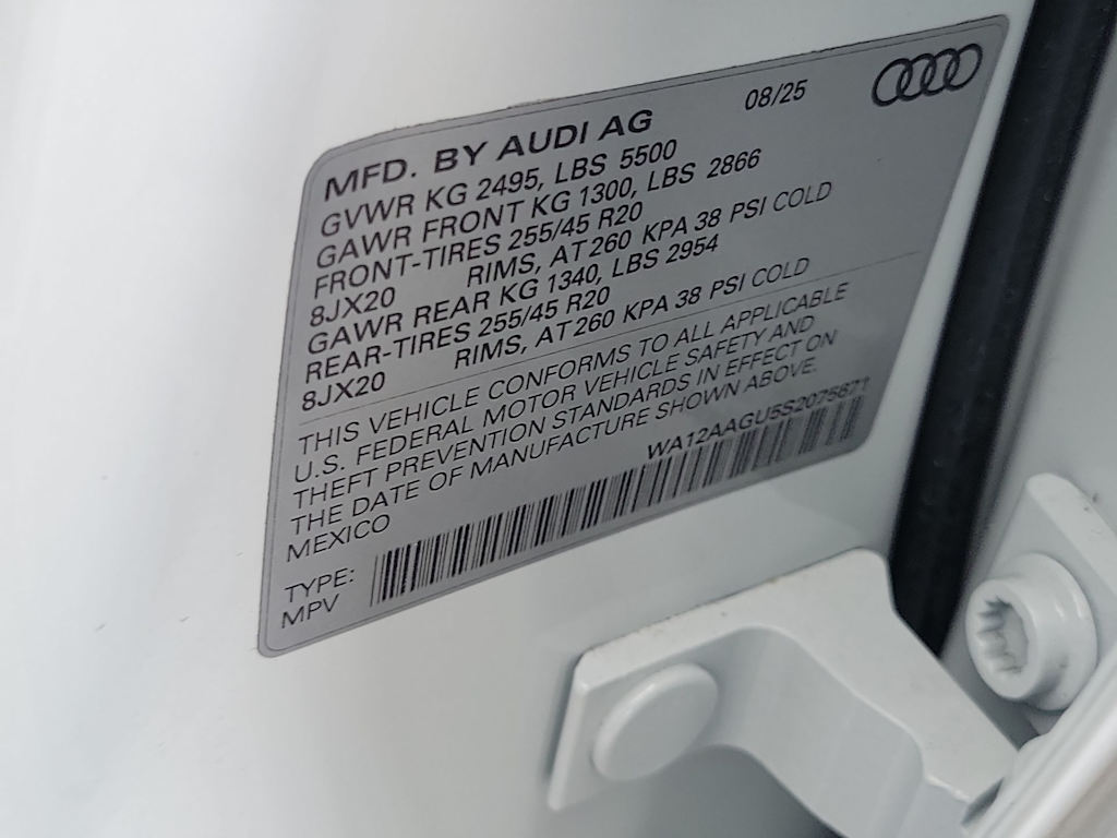Thumbnail: 2025 Audi Q5 - 21