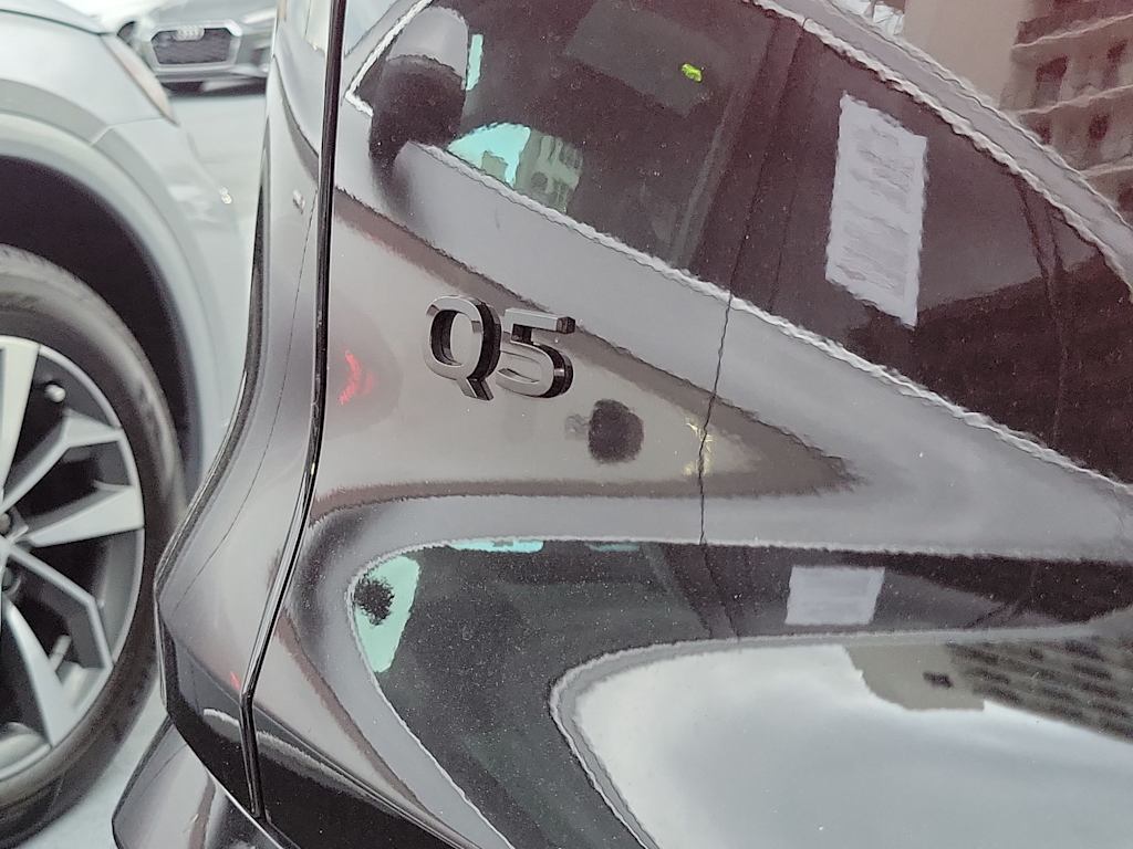 Thumbnail: 2025 Audi Q5 - 23