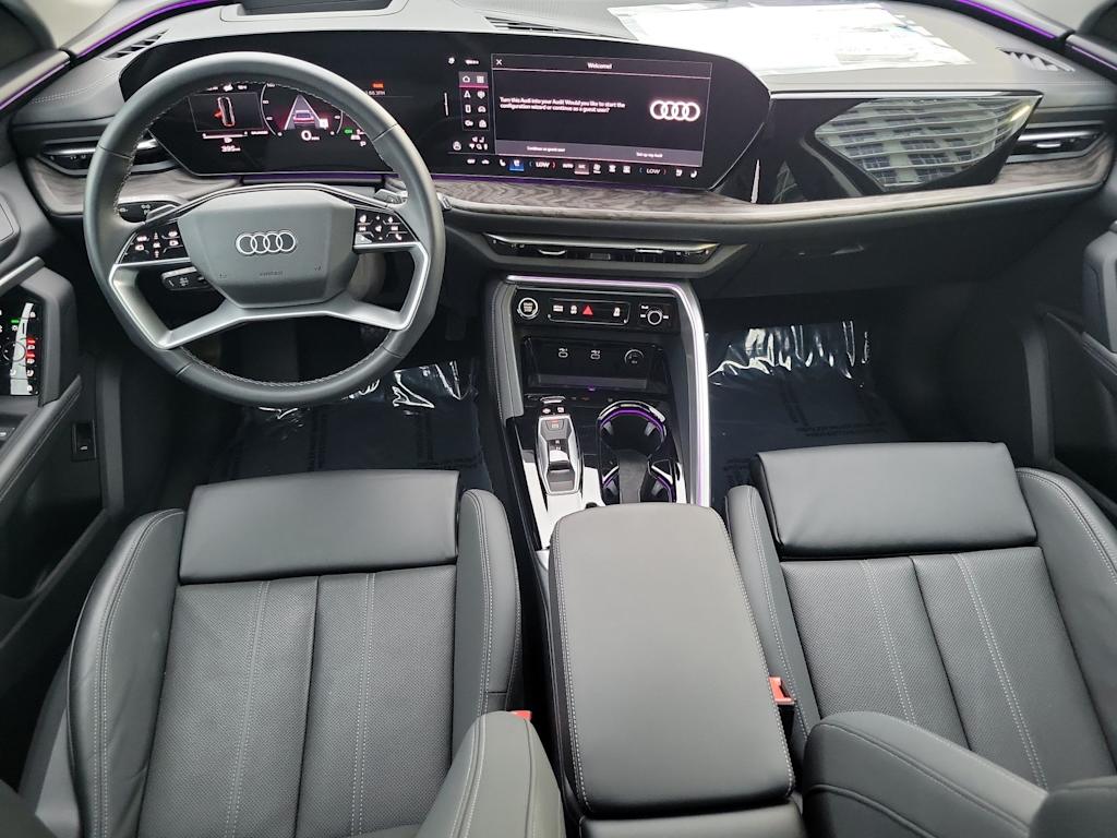 Thumbnail: 2025 Audi Q5 - 10