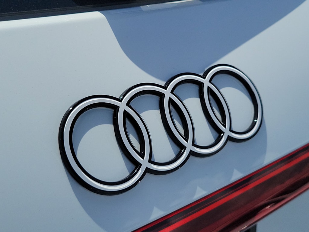 Thumbnail: 2025 Audi Q5 - 7