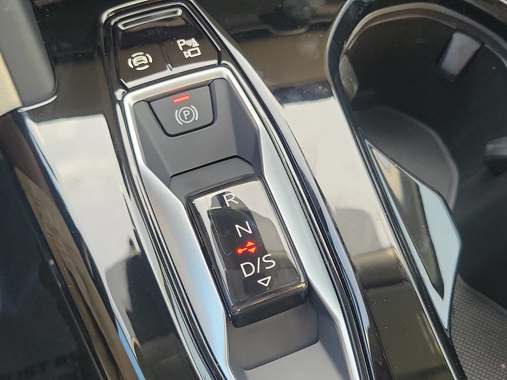 Thumbnail: 2025 Audi Q5 - 16