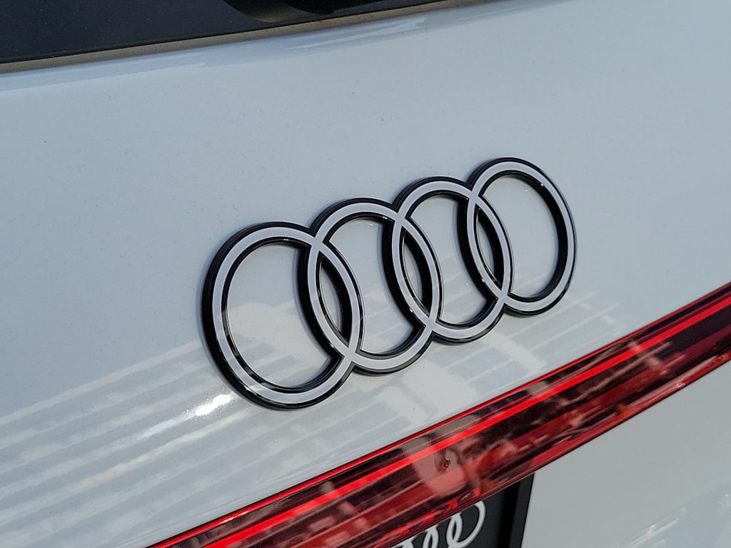 Thumbnail: 2025 Audi Q5 - 7