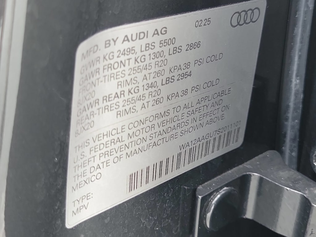 Thumbnail: 2025 Audi Q5 - 20