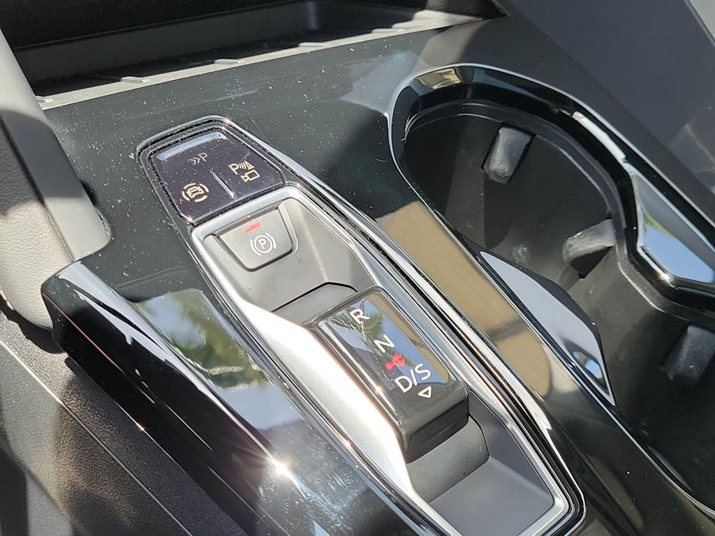Thumbnail: 2025 Audi Q5 - 17