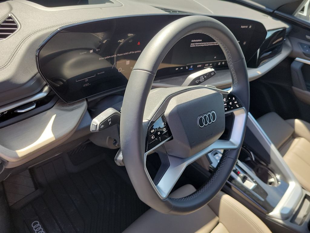 Thumbnail: 2025 Audi Q5 - 14