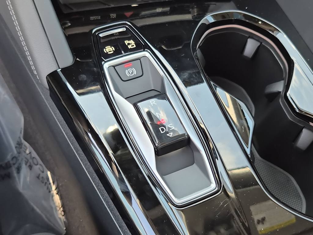 Thumbnail: 2025 Audi Q5 - 15