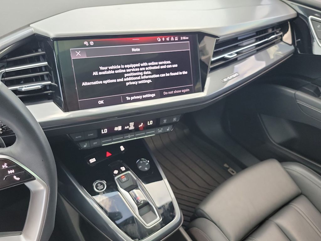 Thumbnail: 2024 Audi Q4 e-tron - 15
