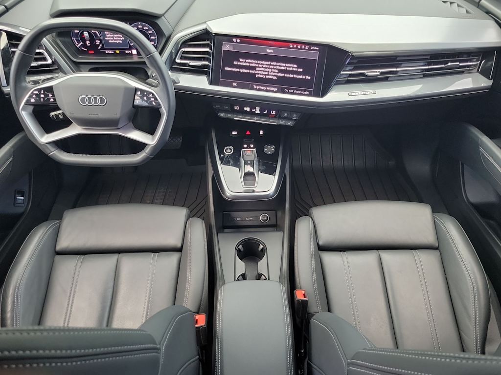 Thumbnail: 2024 Audi Q4 e-tron - 10