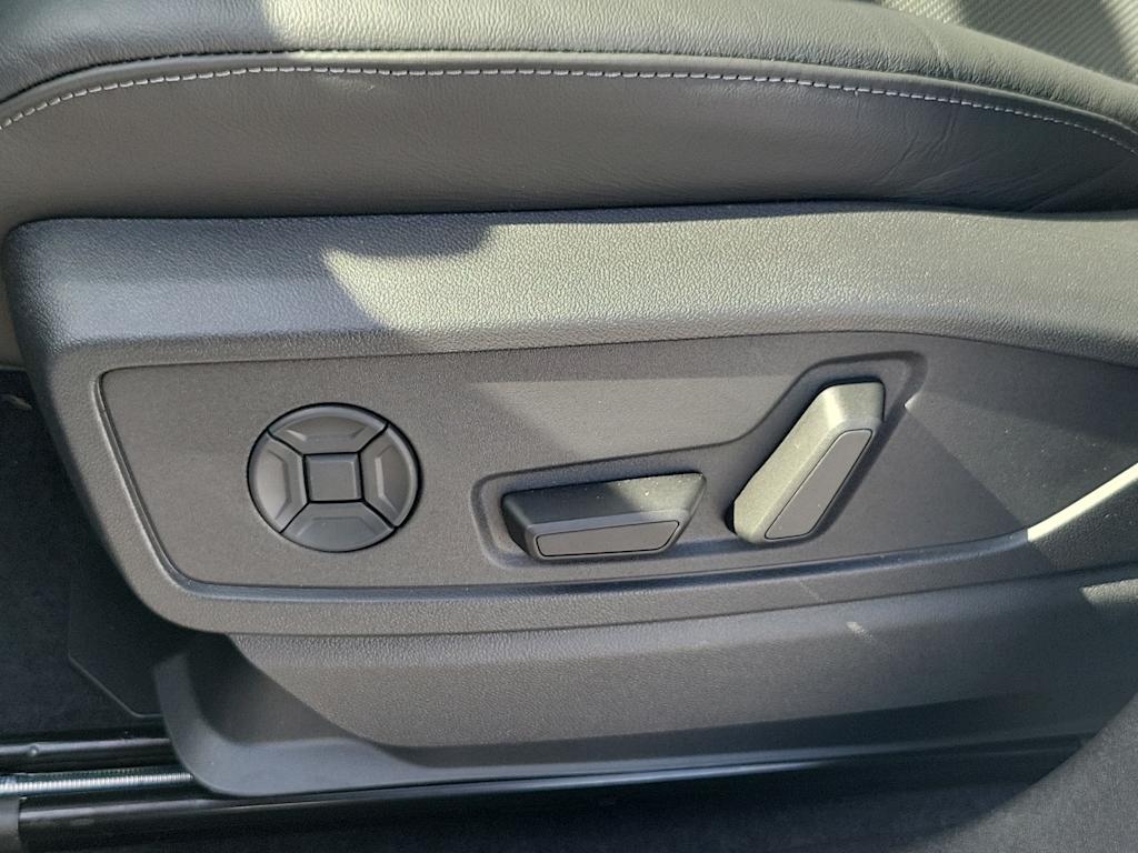 Thumbnail: 2025 Audi Q5 - 22