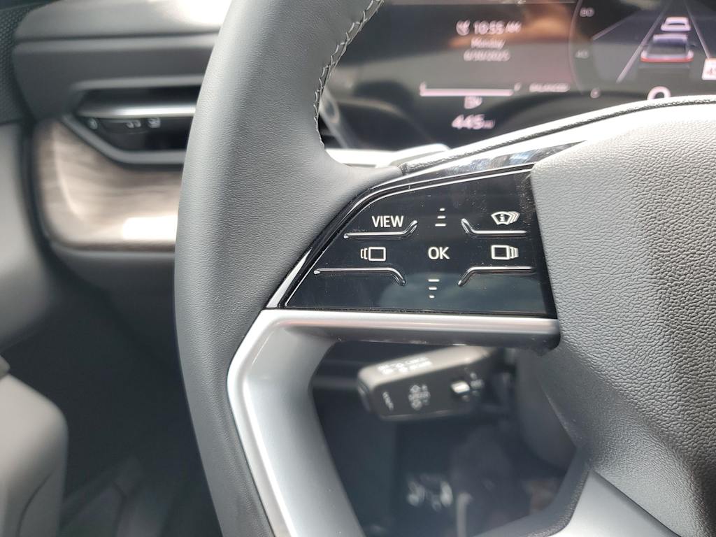 Thumbnail: 2025 Audi Q5 - 21